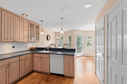 9 Carnation Cir #D, Reading, MA 01867 photo 15