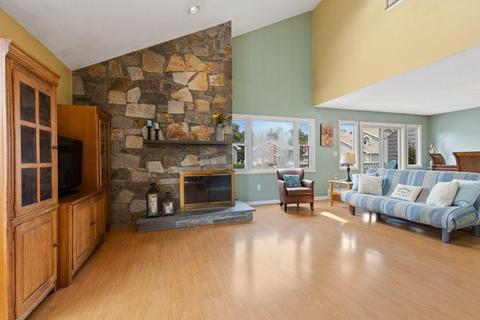 9 Carnation Cir #D, Reading, MA 01867 photo 9