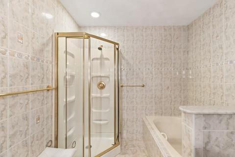 9 Carnation Cir #D, Reading, MA 01867 photo 25