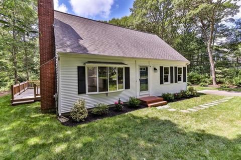 96 Chuckles Way, Barnstable, MA 02648 photo 2