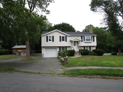30 Wayside Dr, Danvers, MA 01923 photo 2