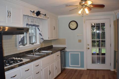 7 Bemis St, Spencer, MA 01562 photo 6