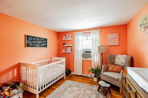 35 Calley St, Springfield, MA 01129 photo 14
