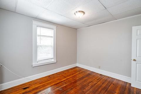30 Leete St, Springfield, MA 01108 photo 7