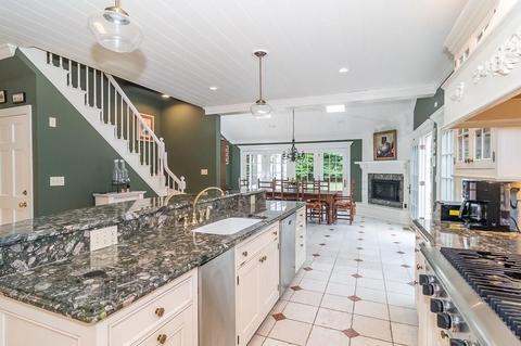 186 Centre St, Dover, MA 02030 photo 6