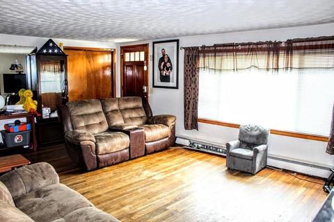 29 Racicot Ave, Webster, MA 01570 photo 9