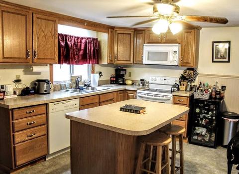 29 Racicot Ave, Webster, MA 01570 photo 4