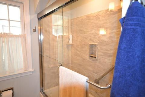 173 Powell Ave, Springfield, MA 01118 photo 17