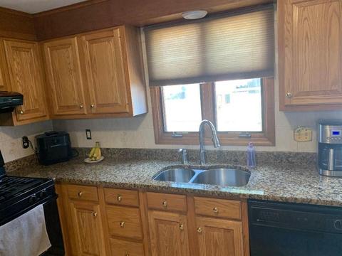 63 Amos Dr, Springfield, MA 01118 photo 9