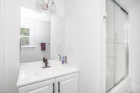 90 Walnut, Framingham, MA 01702 photo 21