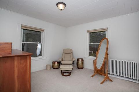 90 Walnut, Framingham, MA 01702 photo 26