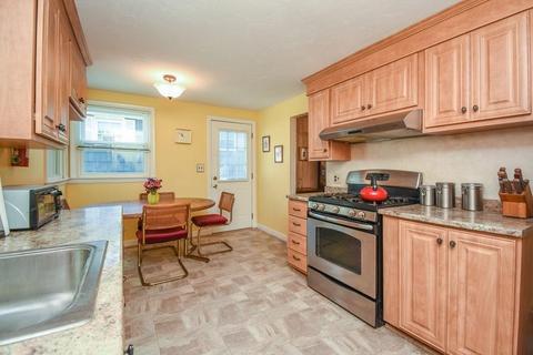 12 Bonito Dr, Framingham, MA 01701 photo 2
