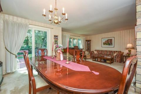 12 Bonito Dr, Framingham, MA 01701 photo 4