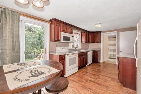 21 Onondaga St, Springfield, MA 01128 photo 18