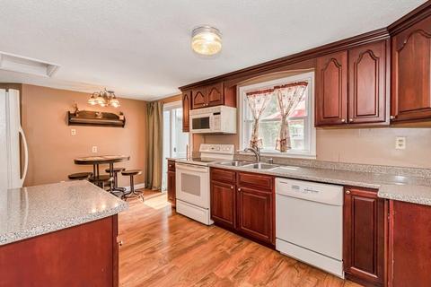 21 Onondaga St, Springfield, MA 01128 photo 17