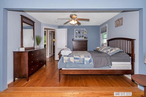 21 Onondaga St, Springfield, MA 01128 photo 22