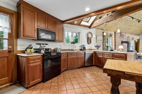 2 Morgan Rd, Beverly, MA 01915 photo 10