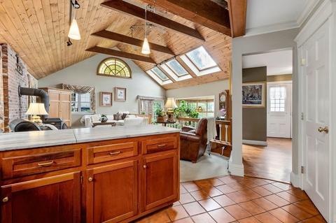 2 Morgan Rd, Beverly, MA 01915 photo 9