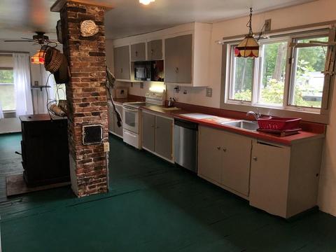 35 High St, Erving, MA 01344 photo 5