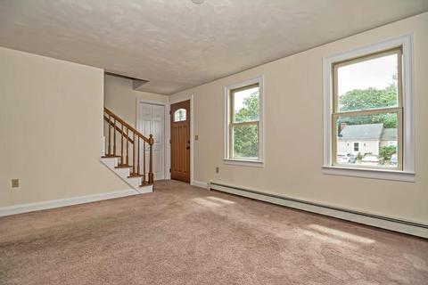 41 Coombs Ln, Mashpee, MA 02649 photo 5