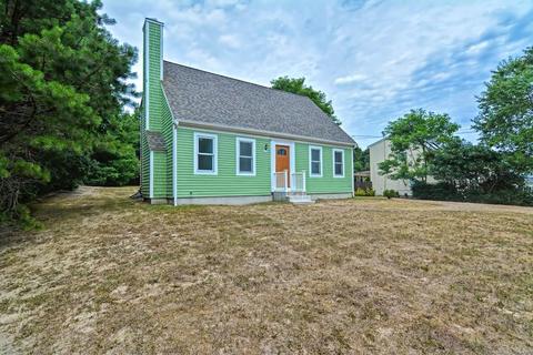 41 Coombs Ln, Mashpee, MA 02649 photo 3