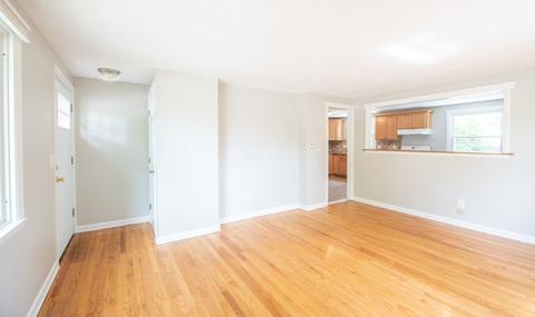 43 Berard Cir, Springfield, MA 01128 photo 9