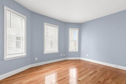 43 Edith St #2, Everett, MA 02149 photo 8