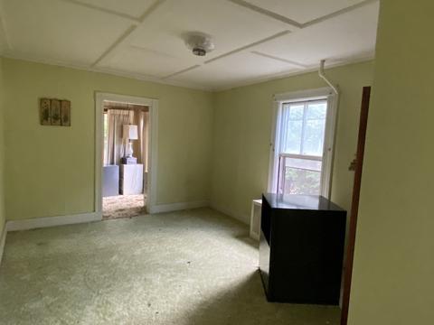 44 Ward Ave, Easthampton, MA 01027 photo 6