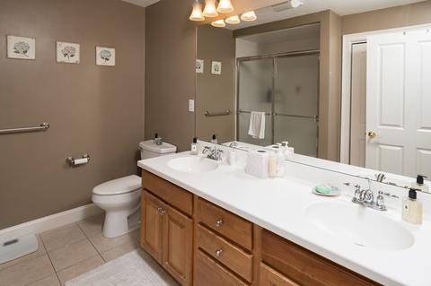 29 Maple St #E, Canton, MA 02021 photo 20