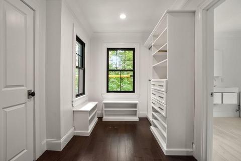 178 Tappan St, Brookline, MA 02445 photo 12