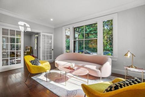 178 Tappan St, Brookline, MA 02445 photo 5