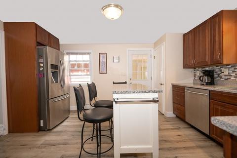 87 Warner Ave, Worcester, MA 01604 photo 2