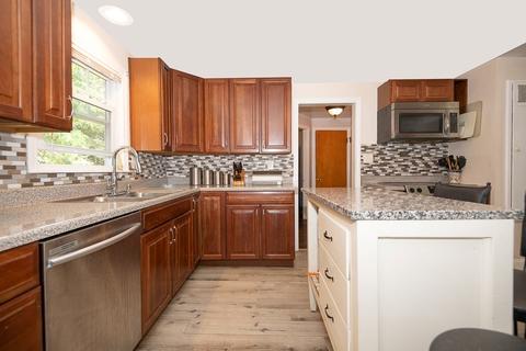 87 Warner Ave, Worcester, MA 01604 photo 3