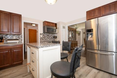 87 Warner Ave, Worcester, MA 01604 photo 4