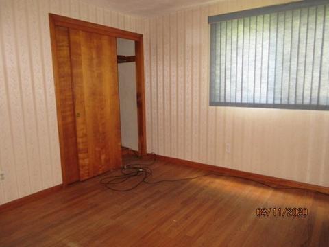 73 Stedman St, Chicopee, MA 01013 photo 8