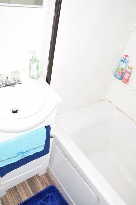 149 Beech St, Holyoke, MA 01040 photo 8