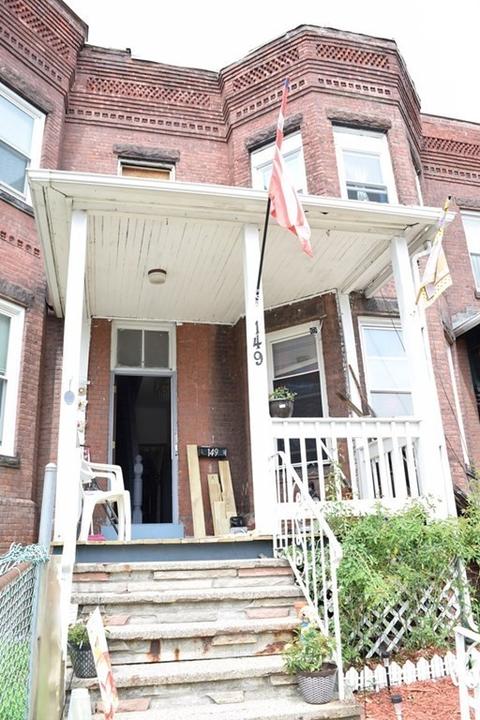 149 Beech St, Holyoke, MA 01040 photo 2