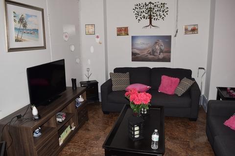 149 Beech St, Holyoke, MA 01040 photo 15