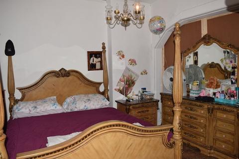 149 Beech St, Holyoke, MA 01040 photo 18