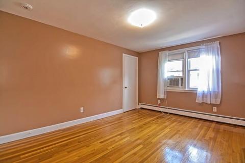 8 Meadowview Rd, Everett, MA 02149 photo 17
