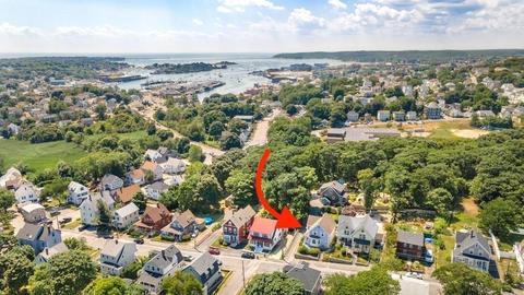 14 Harrison Ave, Gloucester, MA 01930 photo 4