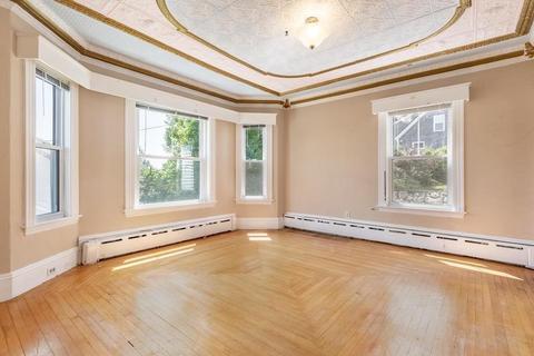14 Harrison Ave, Gloucester, MA 01930 photo 9