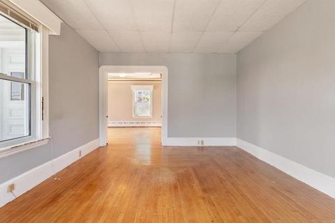 14 Harrison Ave, Gloucester, MA 01930 photo 7