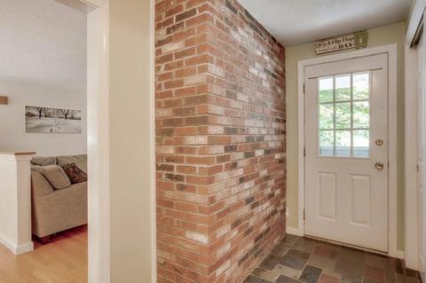 4 Hitching Post Dr, Walpole, MA 02081 photo 8