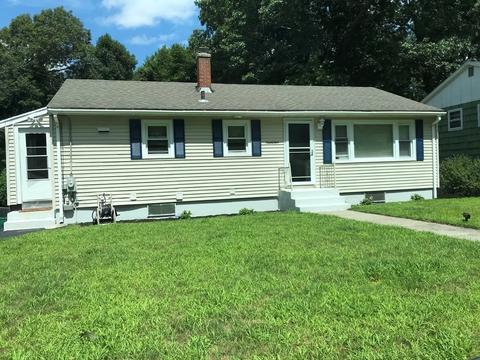 91 Trinity Ave, Worcester, MA 01605 photo 3