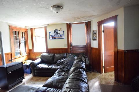 9 Johnson St, Worcester, MA 01604 photo 11