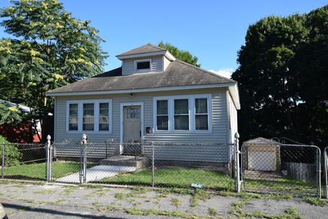 9 Johnson St, Worcester, MA 01604 photo 1