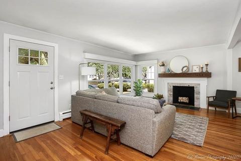 22 Loris Rd, Danvers, MA 01923 photo 6
