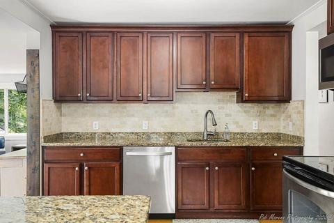 22 Loris Rd, Danvers, MA 01923 photo 11