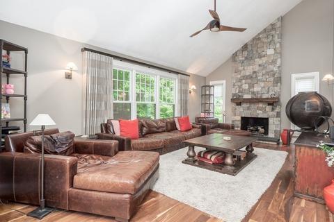 23 Kurchian Ln, Reading, MA 01867 photo 11